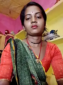 Snapshot of Hot_bbbb chatting on October 14, 2025, 6:52 pm Hot bbbb online show from October 14, 2025, 6:52 pm