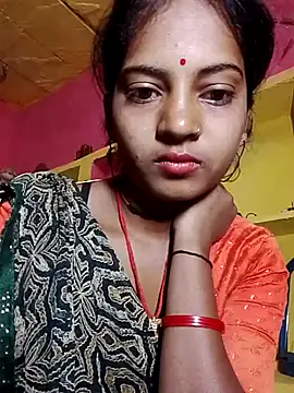 Snapshot of Hot_bbbb chatting on November 24, 2025, 11:05 pm Hot bbbb online show from November 24, 2025, 11:05 pm