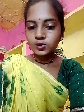 Snapshot of Hot_bbbb chatting on October 9, 2025, 6:52 pm Hot bbbb online show from October 9, 2025, 6:52 pm