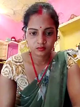 Snapshot of Hot_bbbb chatting on July 21, 2026, 6:04 am Hot bbbb online show from July 21, 2026, 6:04 am