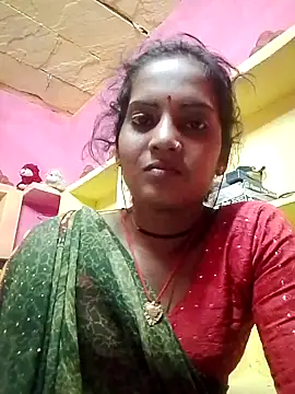 Snapshot of Hot_bbbb chatting on October 6, 2025, 2:29 pm Hot bbbb online show from October 6, 2025, 2:29 pm