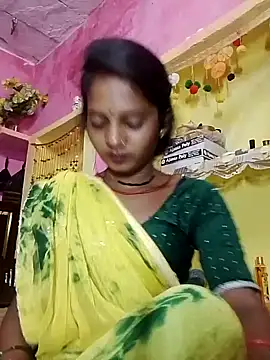 Snapshot of Hot_bbbb chatting on October 3, 2025, 10:11 pm Hot bbbb online show from October 3, 2025, 10:11 pm