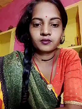 Snapshot of Hot_bbbb chatting on October 18, 2025, 3:25 pm Hot bbbb online show from October 18, 2025, 3:25 pm