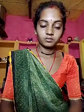 Snapshot of Hot_bbbb chatting on October 20, 2025, 10:32 pm Hot bbbb online show from October 20, 2025, 10:32 pm