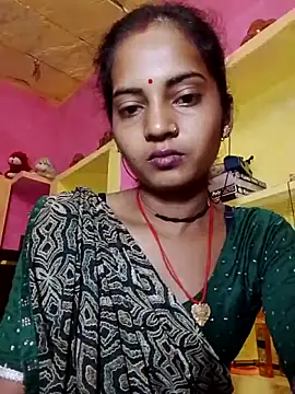 Snapshot of Hot_bbbb chatting on October 15, 2025, 8:06 pm Hot bbbb online show from October 15, 2025, 8:06 pm