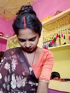 Snapshot of Hot_bbbb chatting on December 18, 2025, 8:56 pm Hot bbbb online show from December 18, 2025, 8:56 pm