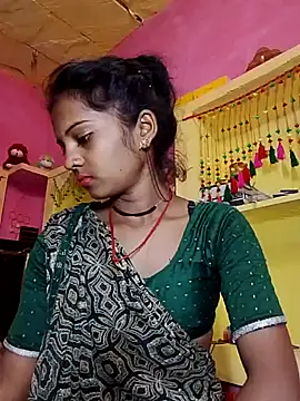 Snapshot of Hot_bbbb chatting on December 3, 2025, 9:58 pm Hot bbbb online show from December 3, 2025, 9:58 pm