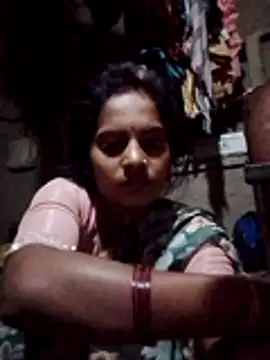 Snapshot of Hot_bbbb chatting on November 11, 2025, 10:15 pm Hot bbbb online show from November 11, 2025, 10:15 pm