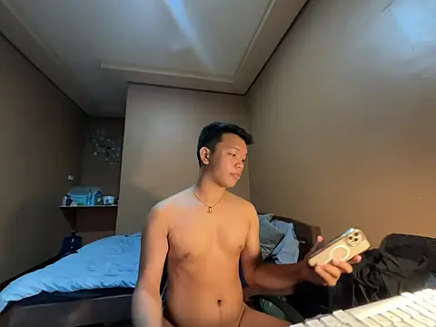 Snapshot of hottie_adrian chatting on July 25, 2026, 6:10 am hottie adrian online show from July 25, 2026, 6:10 am