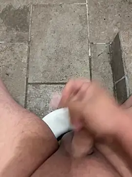 F33D M3 online show from February 11, 2026, 7:19 am