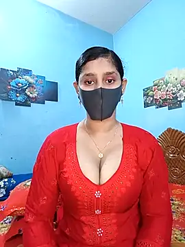 Cute Faria online show from April 25, 2026, 4:04 pm