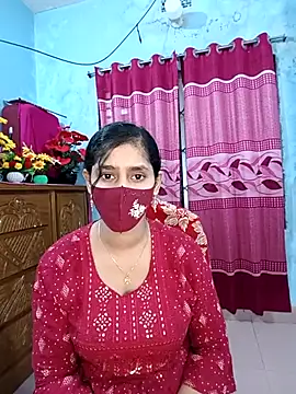 Cute Faria online show from November 5, 2025, 3:37 pm