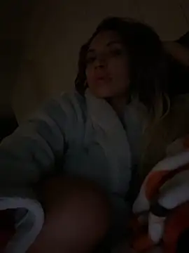 Chicagobabe online show from November 24, 2025, 10:26 am