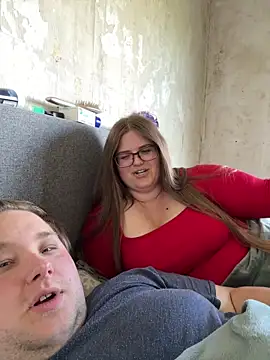 CurvyPaar2 online show from April 25, 2026, 1:41 pm