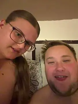 CurvyPaar2 online show from July 28, 2026, 8:01 pm