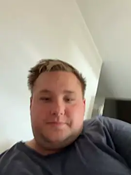 CurvyPaar2 online show from July 16, 2026, 1:52 pm
