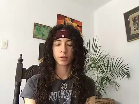 camille delrey online show from November 7, 2025, 5:17 pm