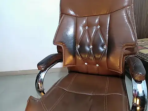 Snapshot of Hazel_Angel chatting on July 28, 2026, 8:52 pm Hazel Angel online show from July 28, 2026, 8:52 pm