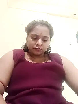 Snapshot of Hot_crety chatting on July 15, 2026, 3:57 am Hot crety online show from July 15, 2026, 3:57 am