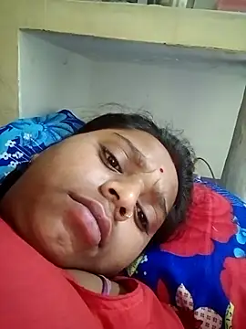 Hot crety online show from November 7, 2025, 11:52 pm