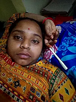 Hot crety online show from November 7, 2025, 12:48 am