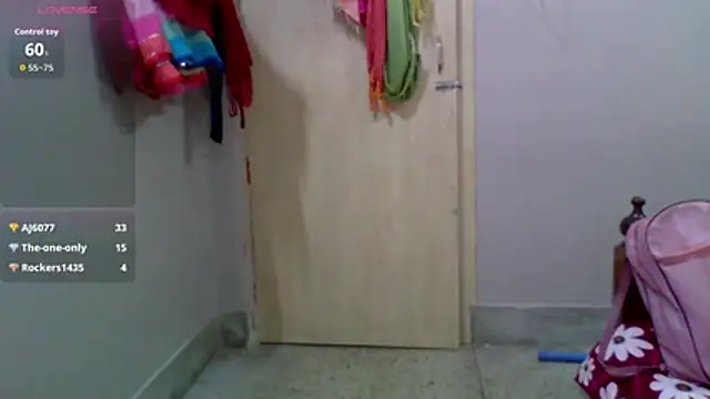 cute girl007 online show from July 28, 2026, 2:13 pm