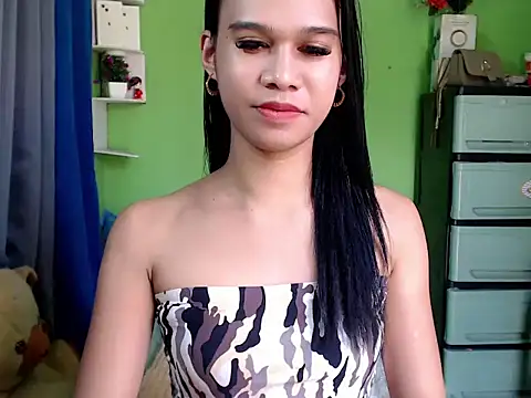 Snapshot of urseductivebarbie_xx chatting on April 5, 2026, 2:29 am urseductivebarbie xx online show from April 5, 2026, 2:29 am