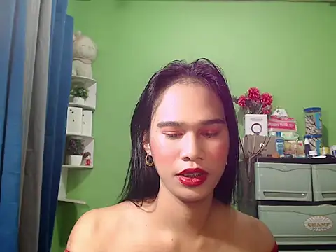 Snapshot of urseductivebarbie_xx chatting on April 29, 2026, 12:20 pm urseductivebarbie xx online show from April 29, 2026, 12:20 pm