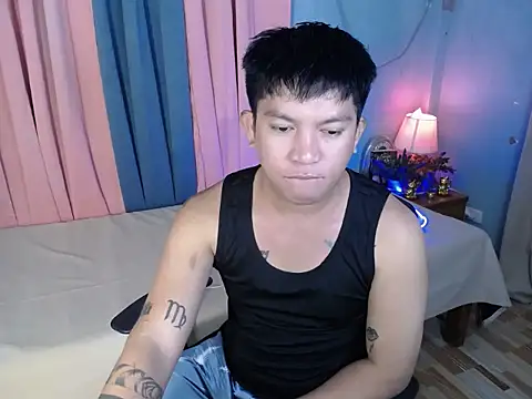 Snapshot of Fuckboii_intown chatting on July 6, 2026, 10:11 am Fuckboii intown online show from July 6, 2026, 10:11 am
