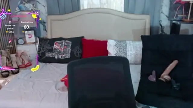 Snapshot of Ninawilsonx chatting on March 11, 2026, 12:54 pm Ninawilsonx online show from March 11, 2026, 12:54 pm