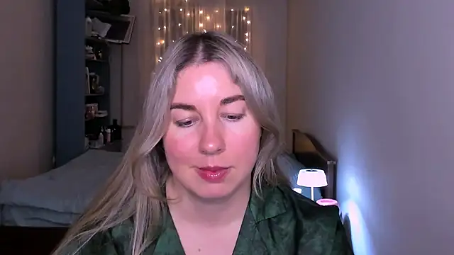 NancySanders online show from May 22, 2026, 6:39 pm