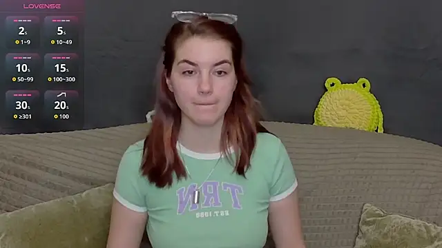 ElzaBlis online show from November 8, 2025, 4:10 pm