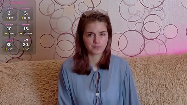 ElzaBlis online show from September 16, 2025, 3:13 pm