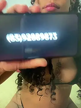 jhennyfer online show from May 19, 2026, 5:03 am