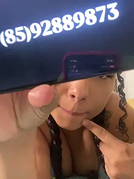 Snapshot of jhennyfer chatting on January 15, 2026, 5:22 am jhennyfer online show from January 15, 2026, 5:22 am