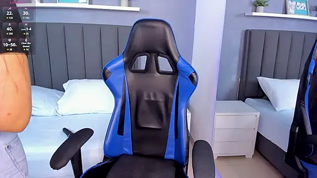 anagil  online show from December 17, 2025, 2:00 pm