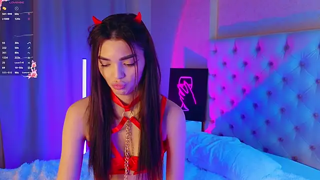 MarciaMarshall online show from December 1, 2025, 9:26 pm