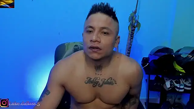 Snapshot of zeus_7777 chatting on March 4, 2026, 8:22 am zeus 7777 online show from March 4, 2026, 8:22 am