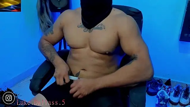 zeus 7777 online show from May 2, 2026, 8:52 am