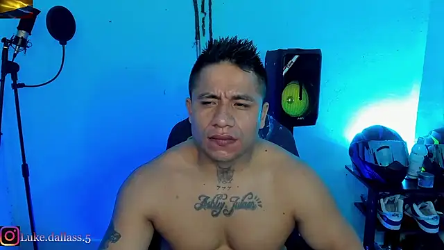 Snapshot of zeus_7777 chatting on February 14, 2026, 9:42 am zeus 7777 online show from February 14, 2026, 9:42 am