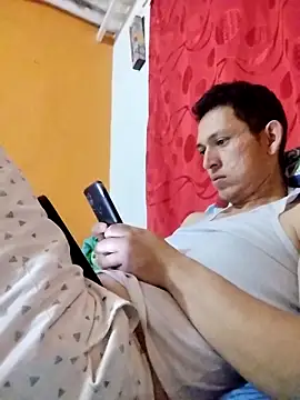 Snapshot of Franswat95 chatting on April 7, 2026, 3:08 am Franswat95 online show from April 7, 2026, 3:08 am