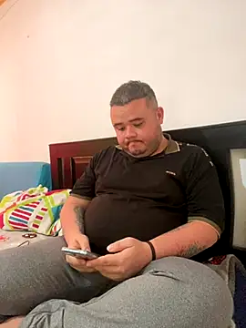 Chimbo-1996 online show from September 20, 2025, 7:19 pm