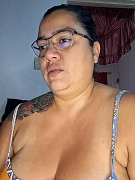 NARNYALABELLA online show from November 18, 2025, 11:46 am