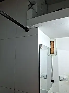 NARNYALABELLA online show from October 16, 2025, 12:02 pm