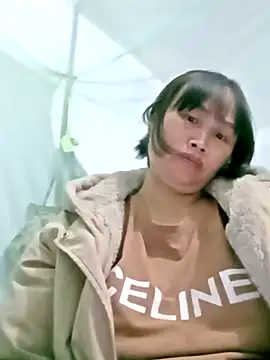 maple694 online show from December 18, 2025, 1:48 pm