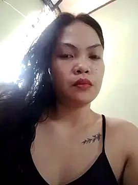 missluvv online show from October 9, 2025, 6:03 am