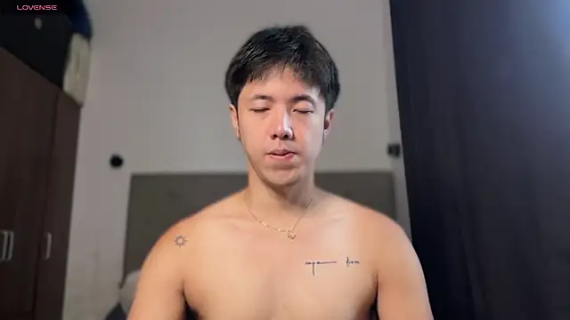 Addictiveboi online show from July 18, 2026, 2:31 am