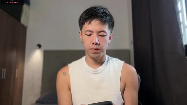 Addictiveboi online show from July 28, 2026, 3:58 am