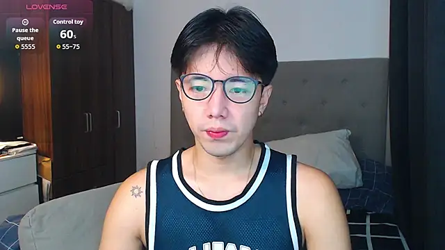 Addictiveboi online show from September 23, 2025, 3:13 am