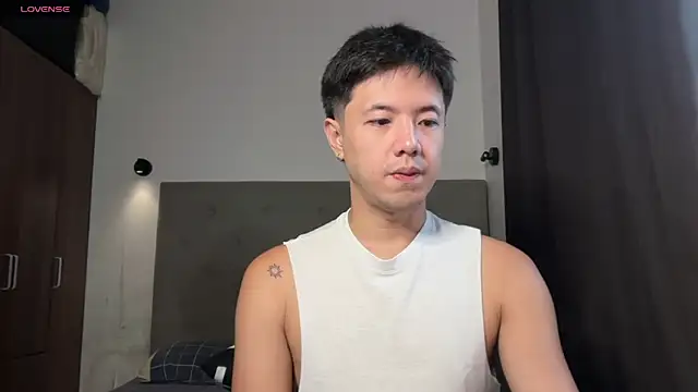 Addictiveboi online show from June 24, 2026, 2:43 am